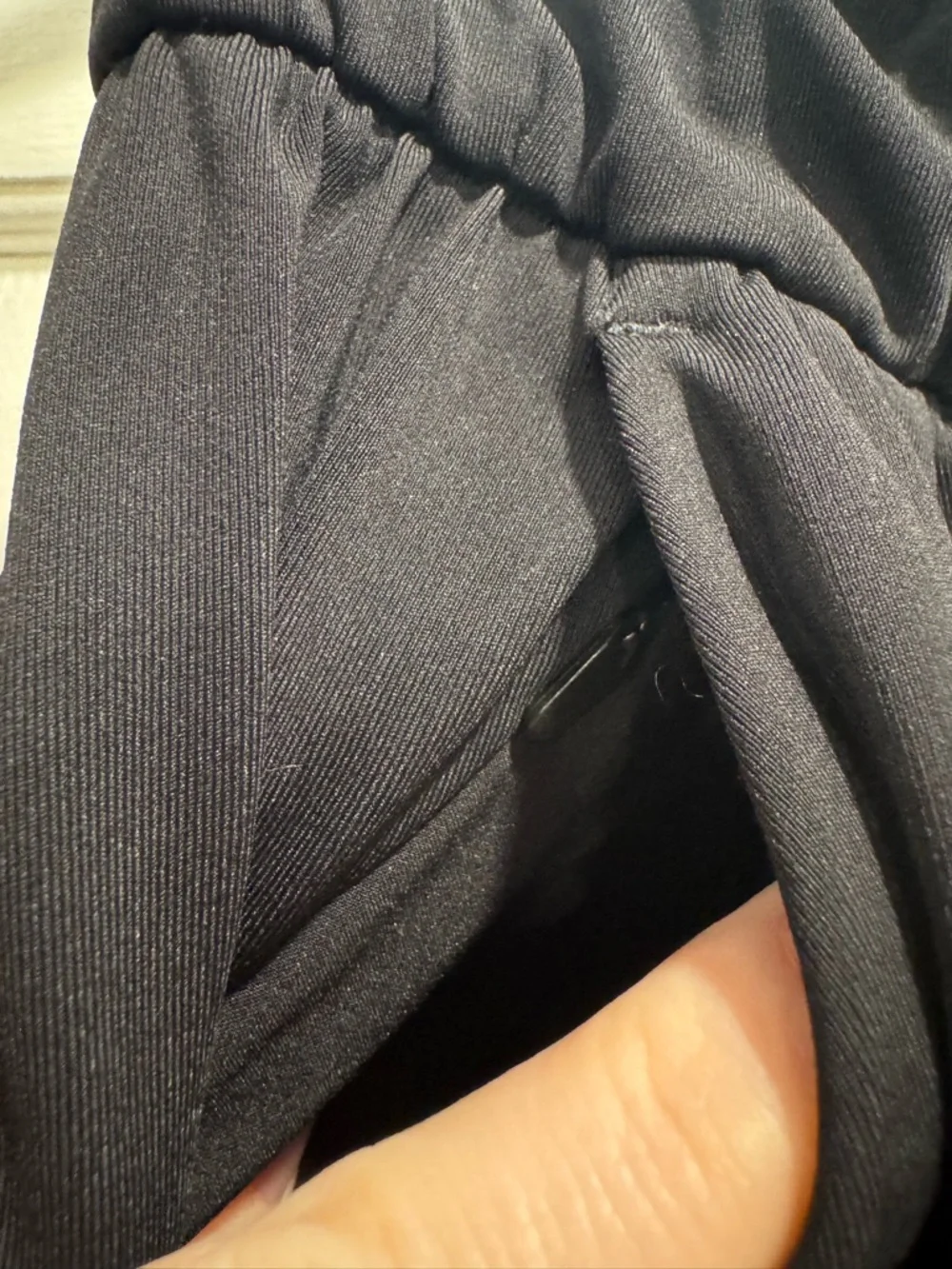 Lululemon Stretch High Rise Jogger Black Athletic Athleisure Outdoor Hiking Gym - Picture 7 of 11
